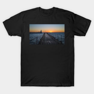 Sunrise over the North Sea - Panorama T-Shirt